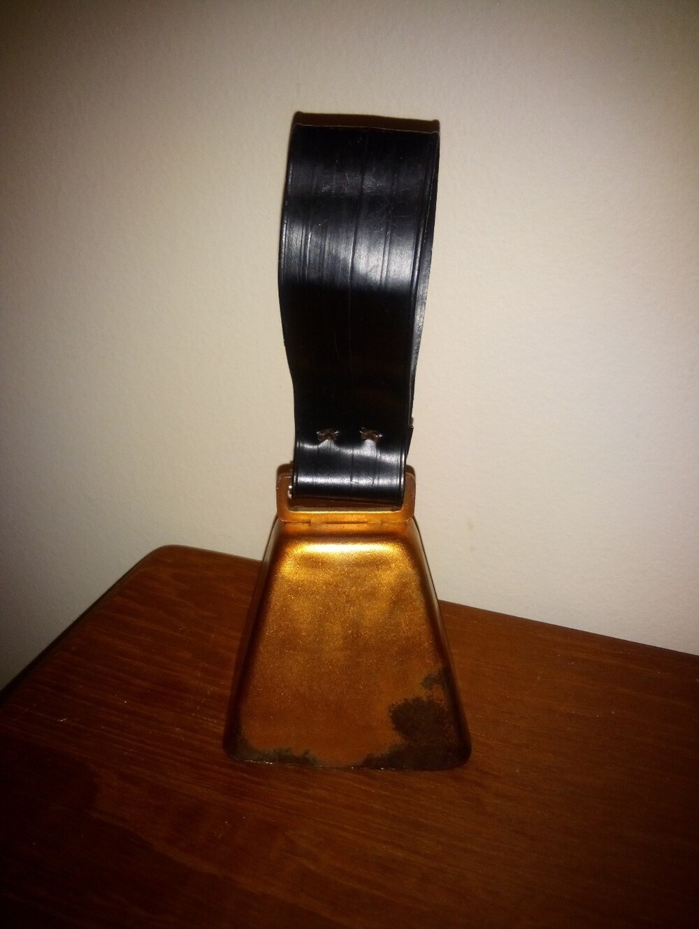 Vintage Metal Cow Bell Livestock Or Farm Decor
